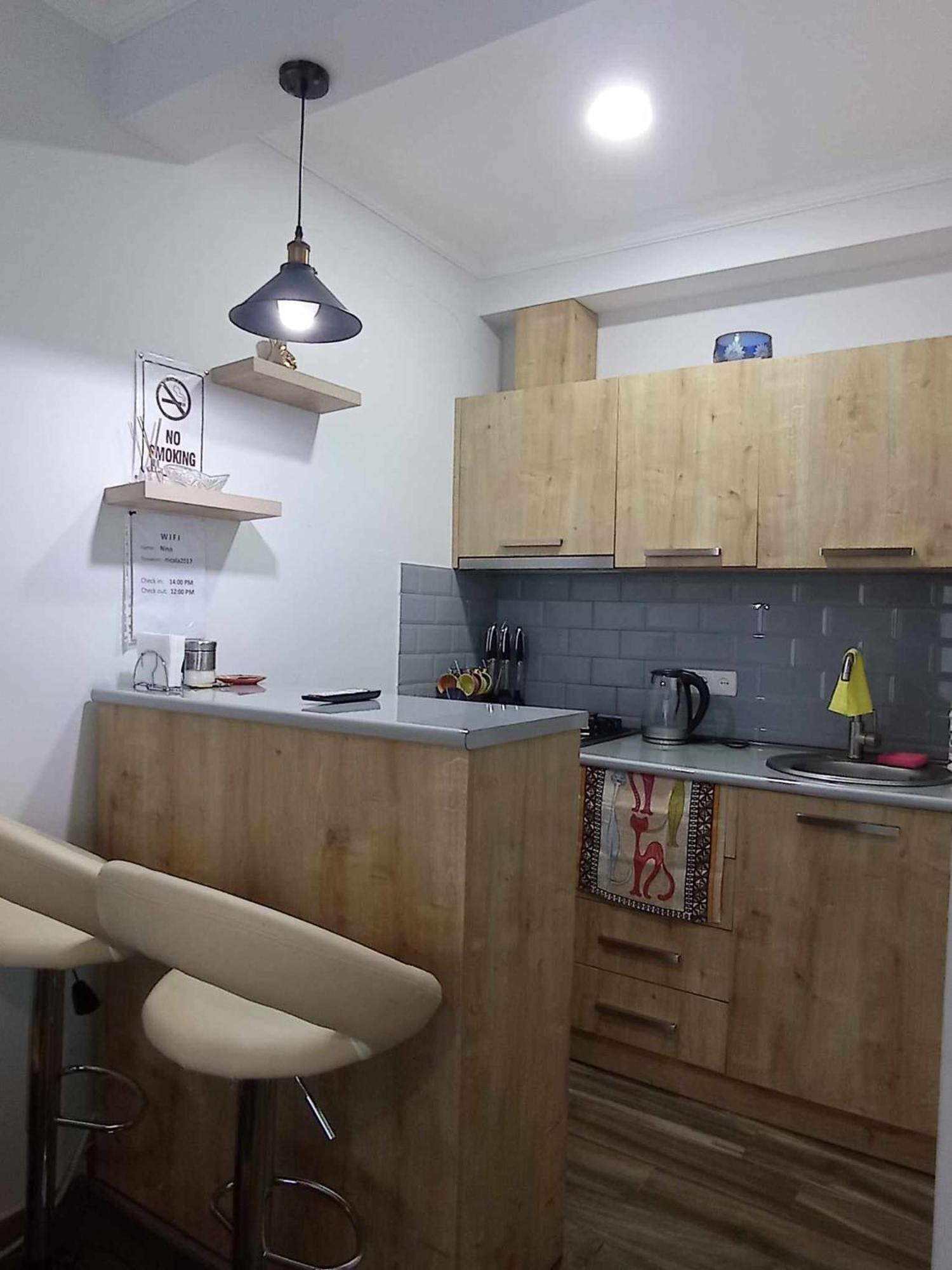 Cosy Apartment Borjomi Ngoại thất bức ảnh